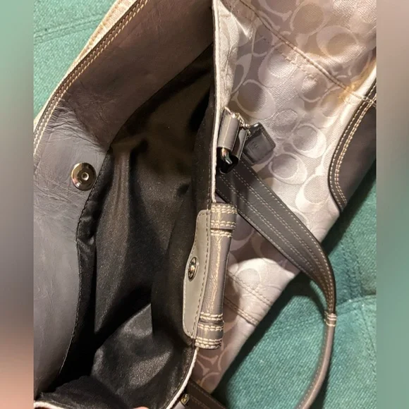 Coach Gray and Cream Signature Shoulder Bag - Picture 9 of 11